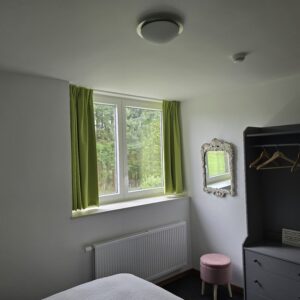 Foto slaapkamer uitzicht gîte Au Bois d'Awenne